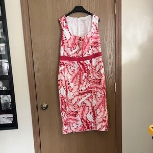 New York & Company Pink and White Leaf Print Midi Dress